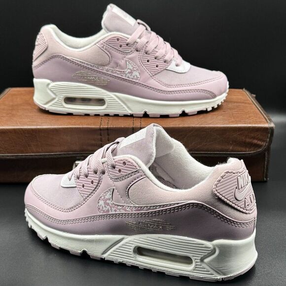 Nike Wmns Air Max 90 'Plum Fog Camo' - Picture 11 of 12